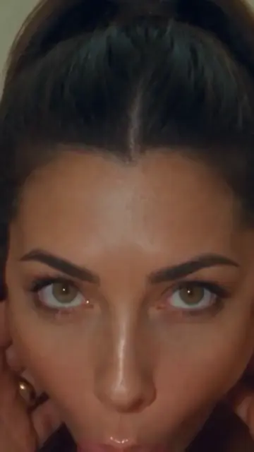 18 Holes With My Wife's Sister: frame from episode 5