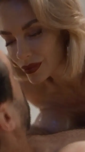The Anniversary Massage: frame from episode 4